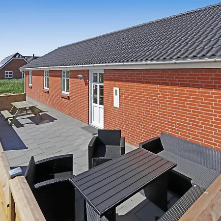 I Vrist Med Sauna Sj280 Semesterbostad
